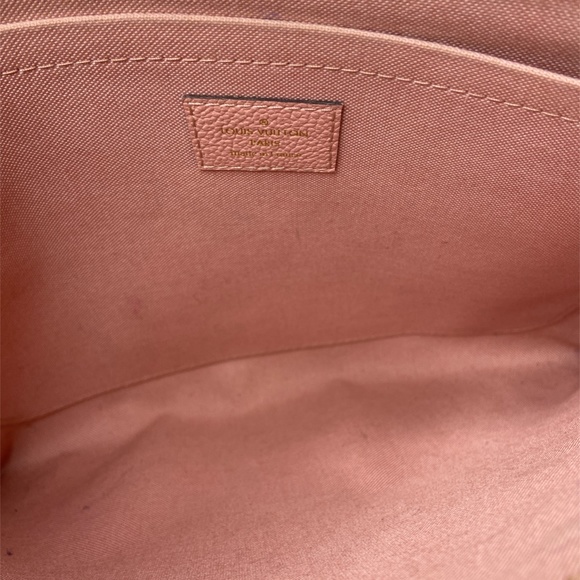 ❌SOLD❌ Louis Vuitton Daily Pouch Empreinte - Picture 9 of 11